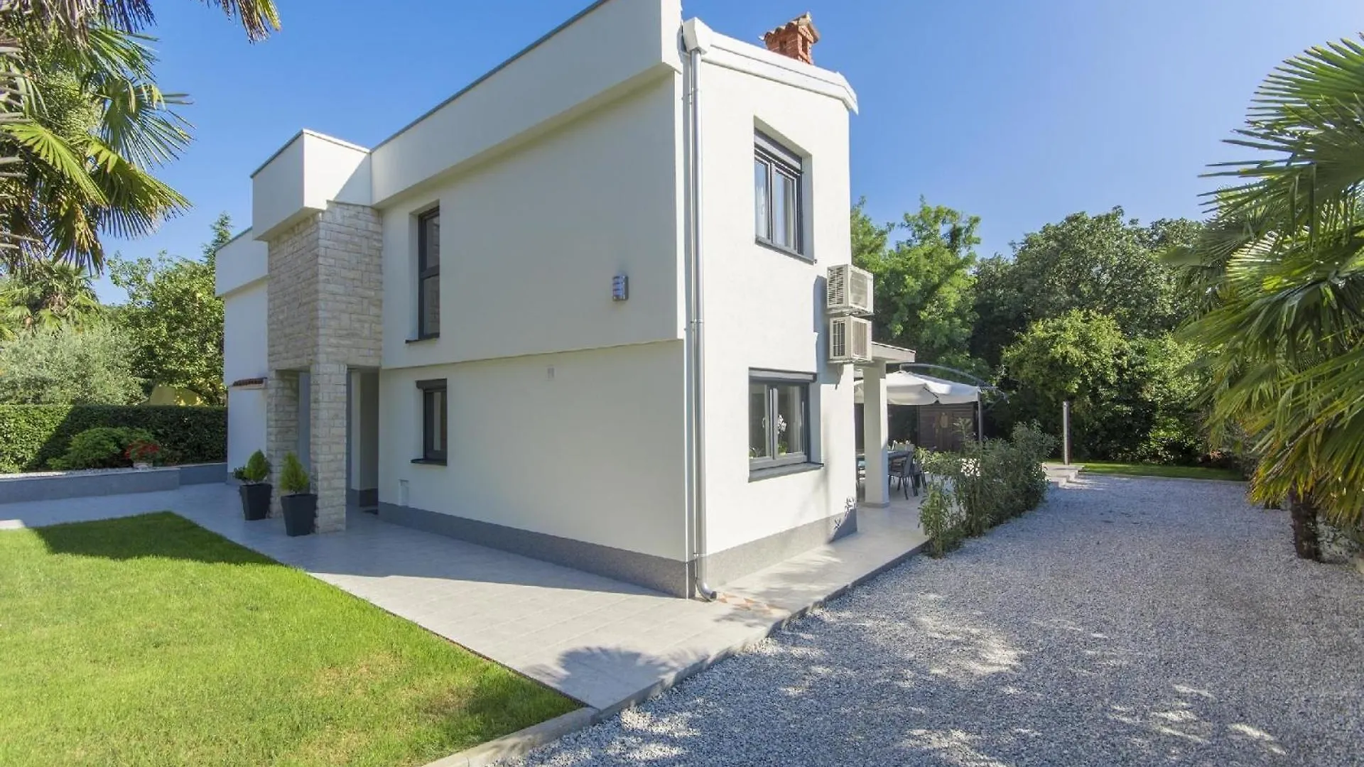 Ferienhaus Mit Privatpool Fuer 9 Personen Ca 248 Qm In Porec, Istrien Istrische Riviera 0*, Porec Croatia